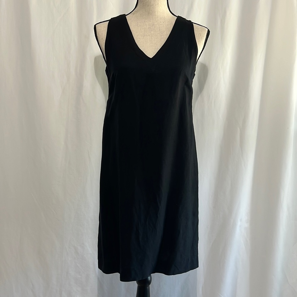 Loft Size 4 Linen Blend Little Black Dress V-Neck Sleeveless